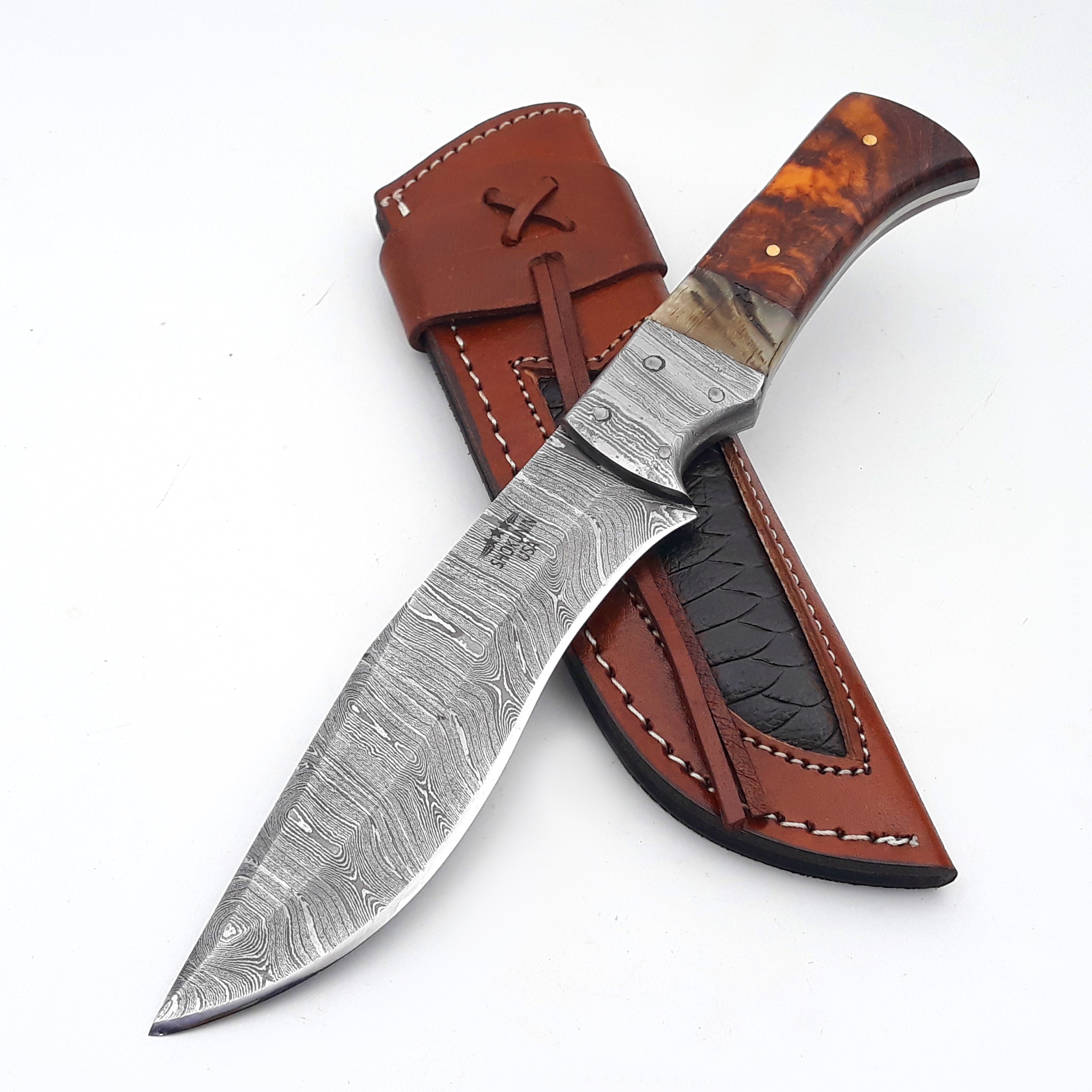 Best Damascus Hunting Knives - Shokunin USA