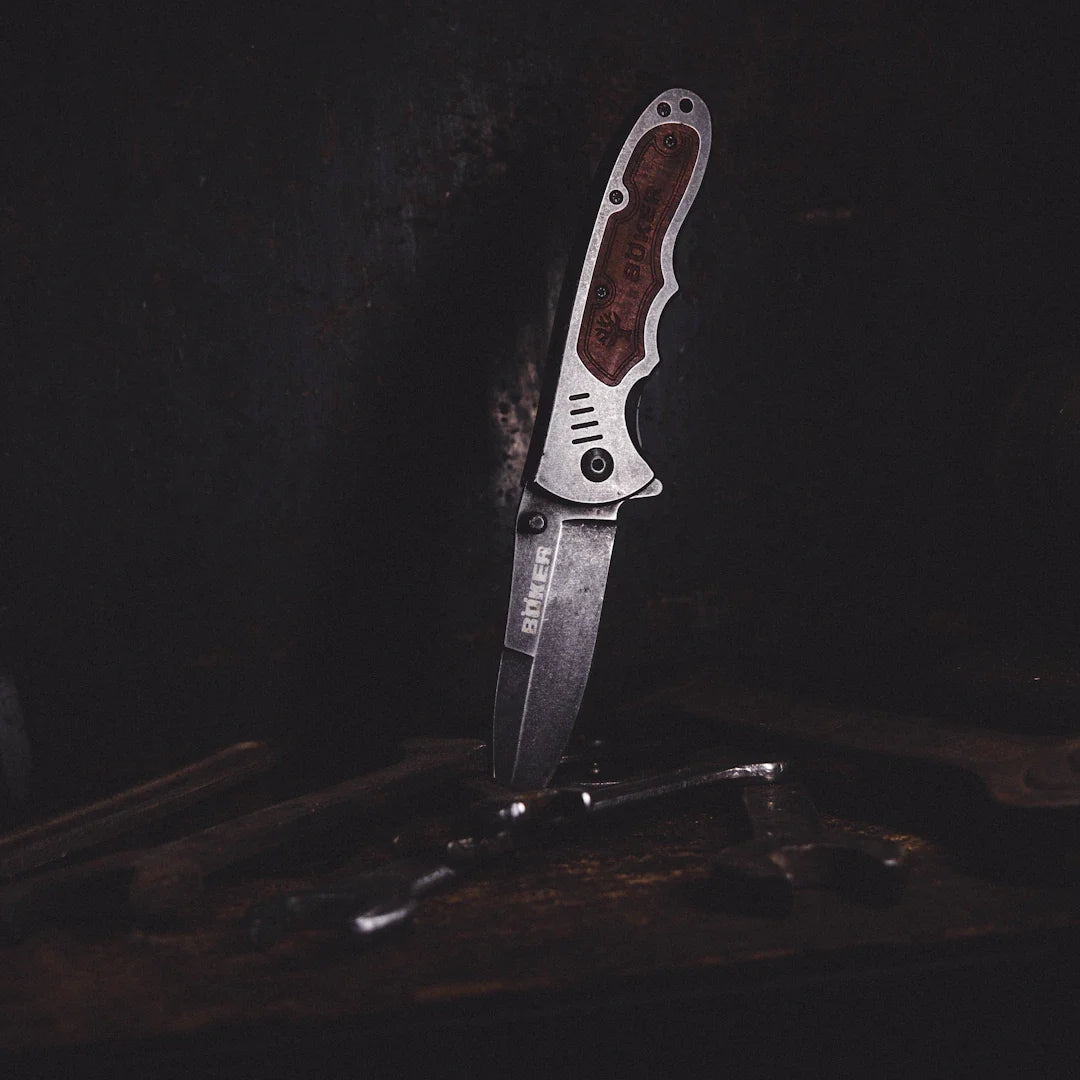 Elegant Personalized Pocket Knives for Gentlemen - Shokunin USA