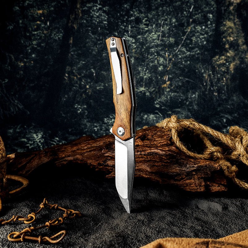 Traveling with Pocket Knives: What You Need to Know - Shokunin USA
