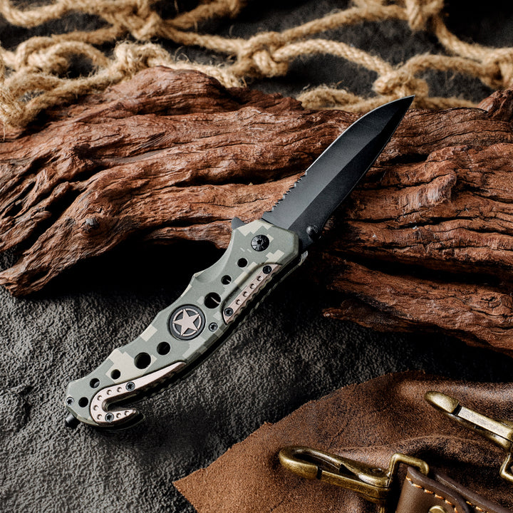 Pocket Knife - Star Pocket Knife with Serrated Blade & Camouflage Handle - Shokunin USA