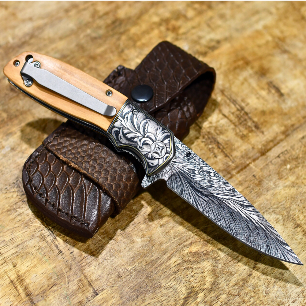 Pocket Knife with Clip