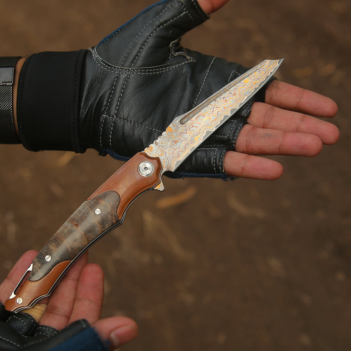 Cuchillo plegable Buck con mango de madera de rosa exótica