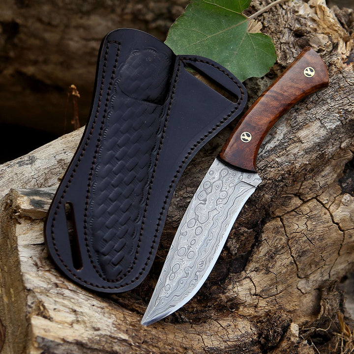 handmade hunting knives - Bloodhound Handmade Damascus Steel Hunting Knife with Rosewood Handle &amp; Leather Sheath - Shokunin USA