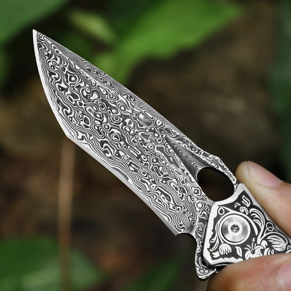 Damascus Pocket Knive with Clip - Hunting - Best Pocket Knives