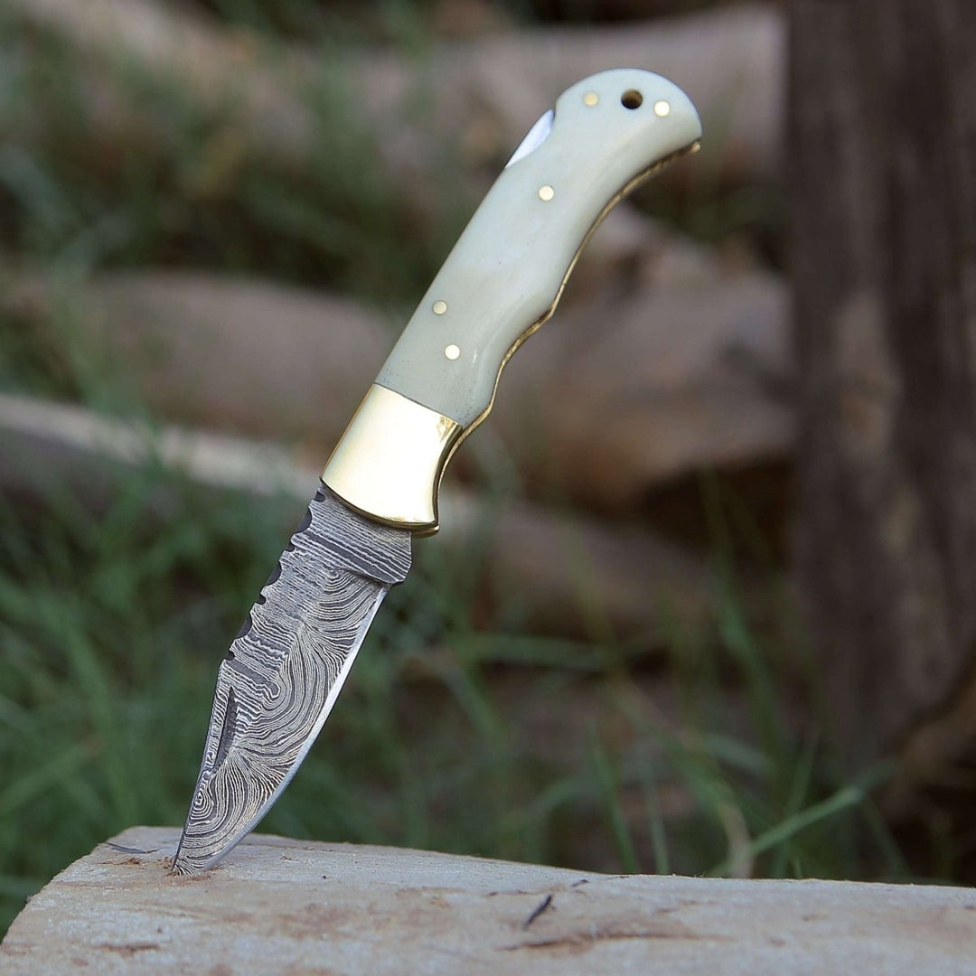 Cosmo Damascus Knife - Cosmo Handmade Damascus Pocket Knife with Bone Handle - Shokunin USA