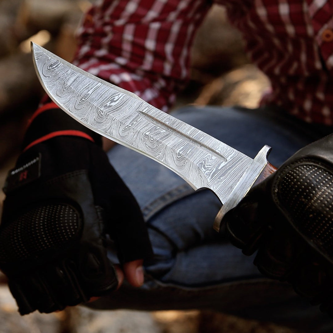 Raider Damascus Knife – Raider Damascus Steel Bowie Knife with Exotic Rose Wood Handle &amp; Sheath – shokuninusa