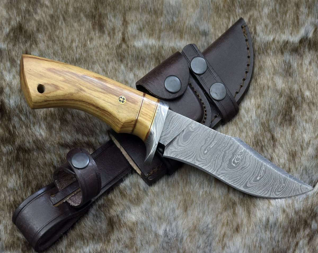Knife Set - Avatar Damascus Hunting Knife with Exotic Olive Wood Handle - Shokunin USA