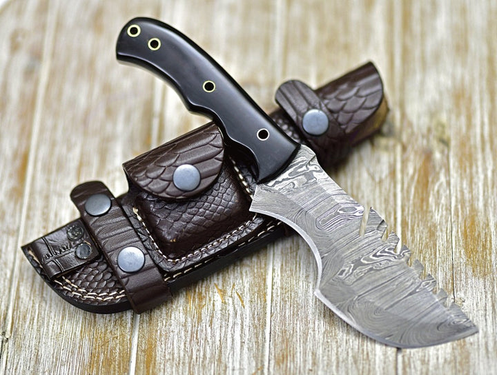 Utility Knife - Nightkiss Damascus Tracker Knife with Horn Handle - Shokunin USA