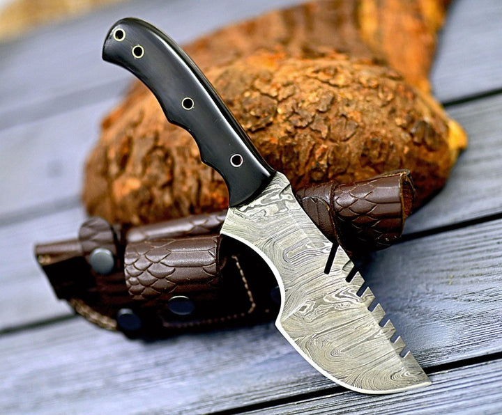 Utility Knife - Nightkiss Damascus Tracker Knife with Horn Handle - Shokunin USA