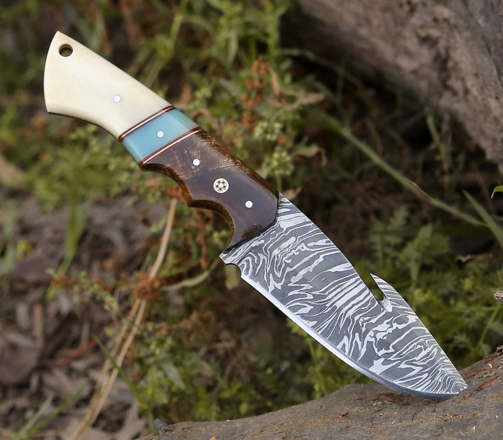 Utility Knife - Velar Damascus Gut Hook Hunting Knife with Rose Wood and Bone Handle - Shokunin USA