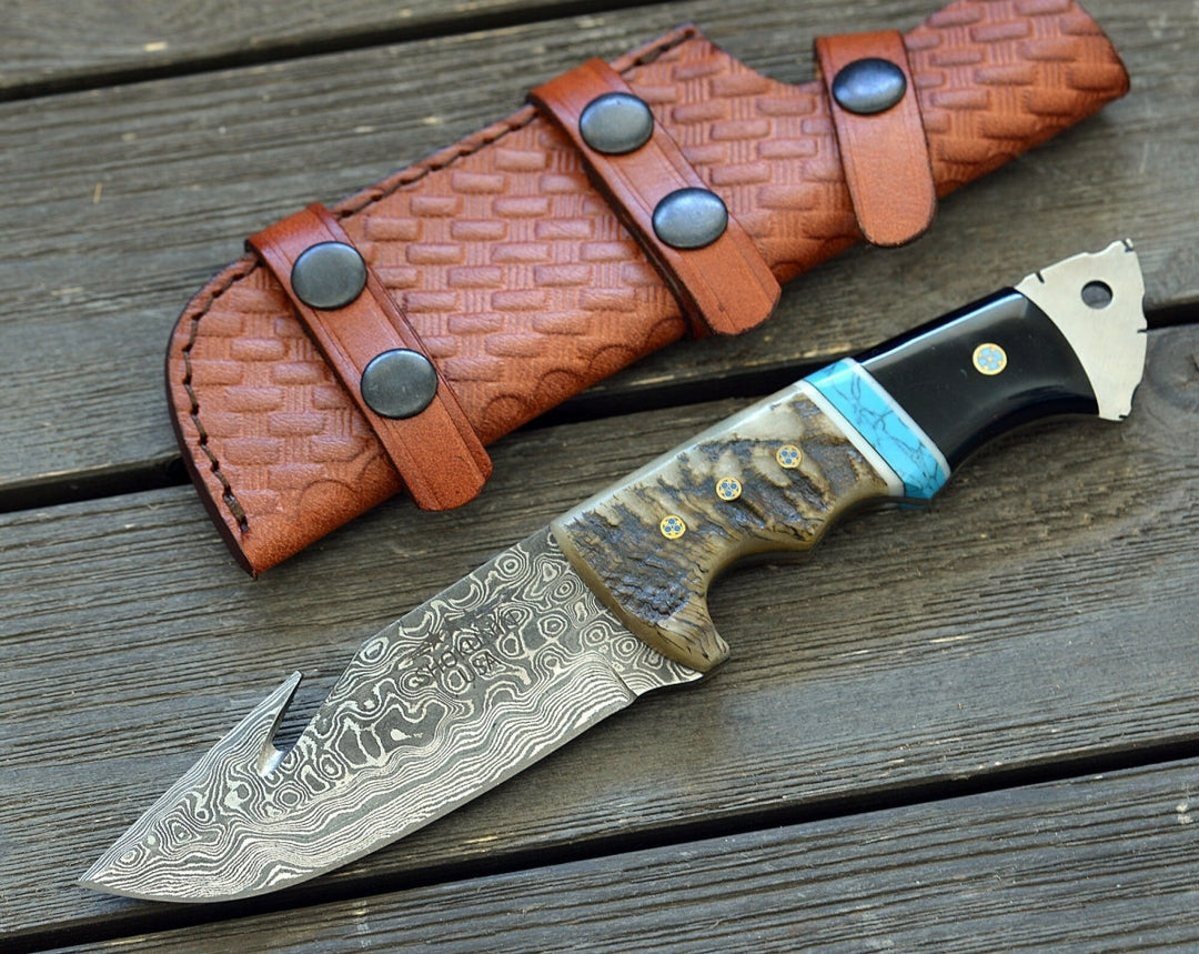 Utility Knife - Vertex Damascus Gut Hook Knife with Ram Horn & Turquoise Handle - Shokunin USA